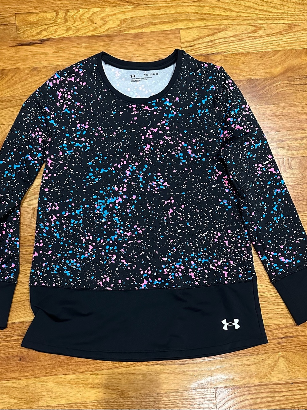 Under Armour Black Long Sleeve Splatter Top with fleece lining